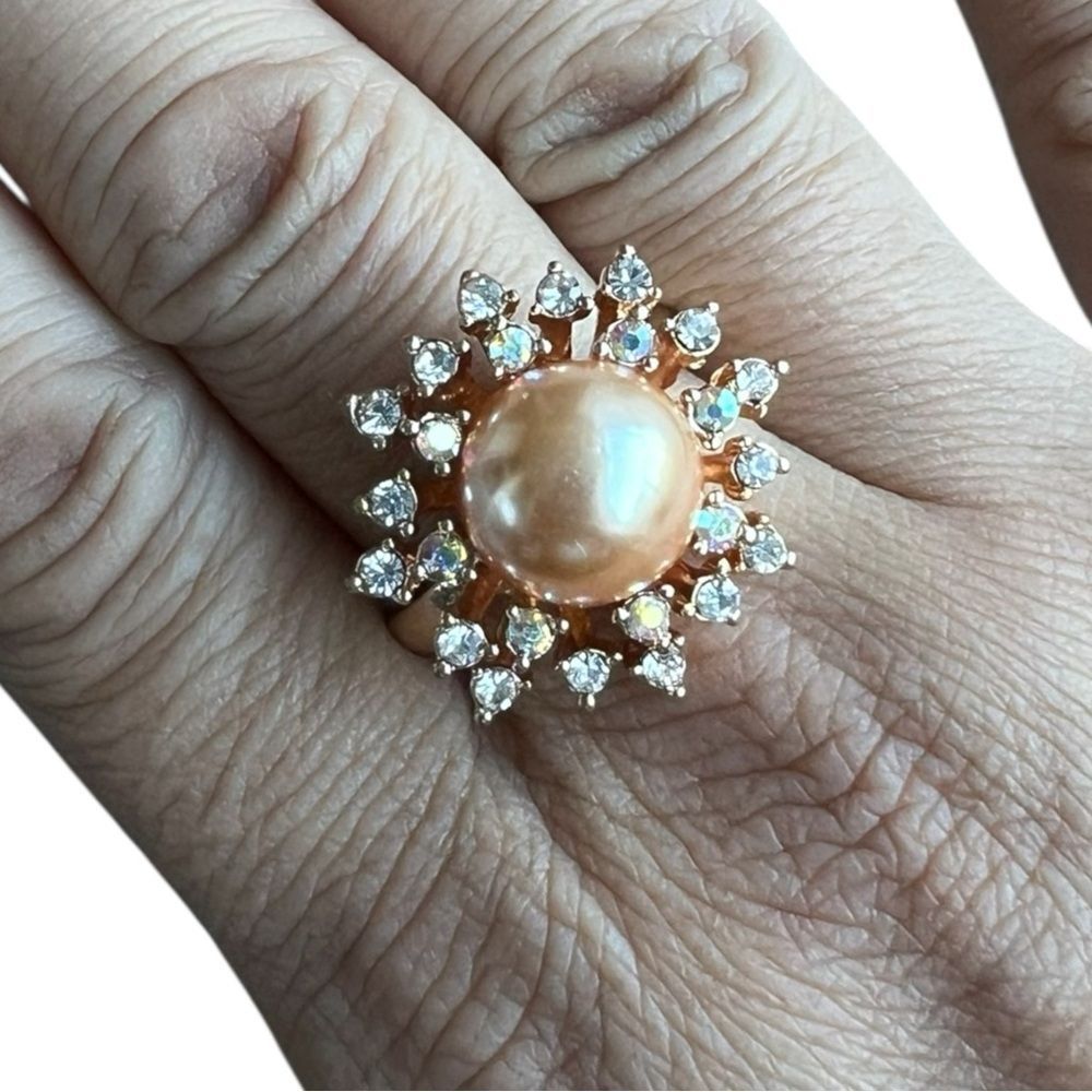 Elegant Faux Golden Pearl and Crystal Gold Tone Ring